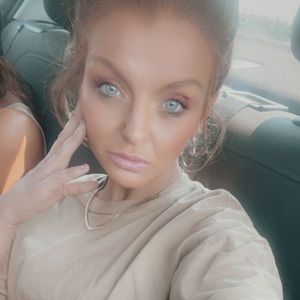 Meet your Posher, Lex